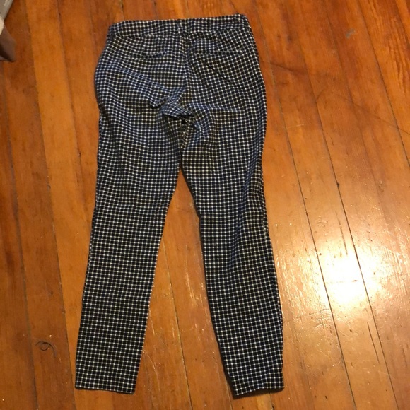 Old navy black and white gingham pixie pant - Picture 4 of 4